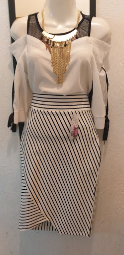 BOUTIQUE NICOLE....