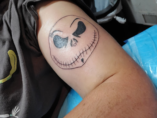 Twisted Tattoos - Visual