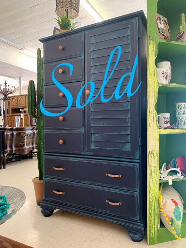 TEXAS GYPSY STYLE ~Stylish Painted Furniture - Thumbnail