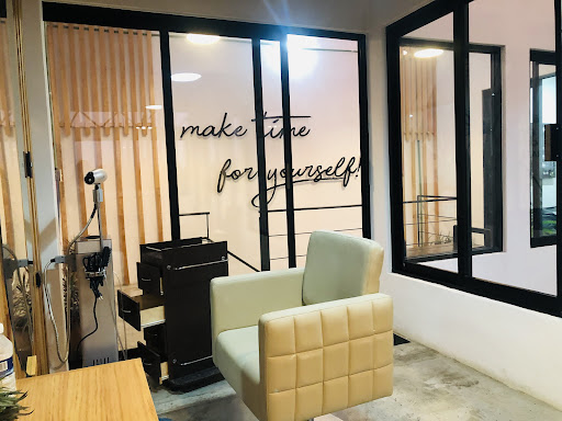 Beauty & Nail Studio - Spa