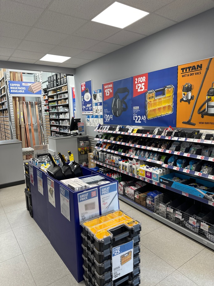 Screwfix Loanhead photo 2