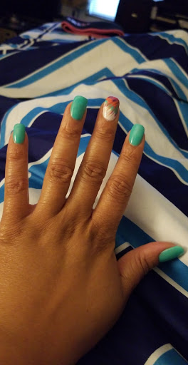 Nails Attraction - Visual