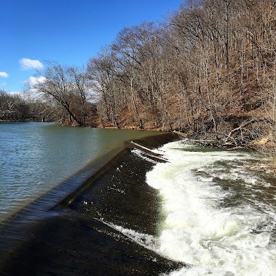 Narrows Duck Pond and Mill Dam