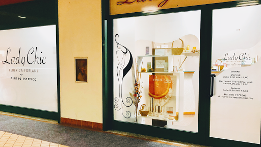 Lady Chic centro estetico e solarium Gallery - Italy