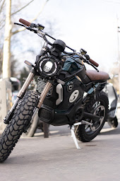 Photo n°20 de VMoto Paris / Super Soco Paris - by MAZE à Paris (Concessionnaire de motos d'occasion)