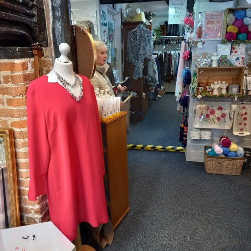 St Nicholas Hospice Care - Long Melford Boutique Logo