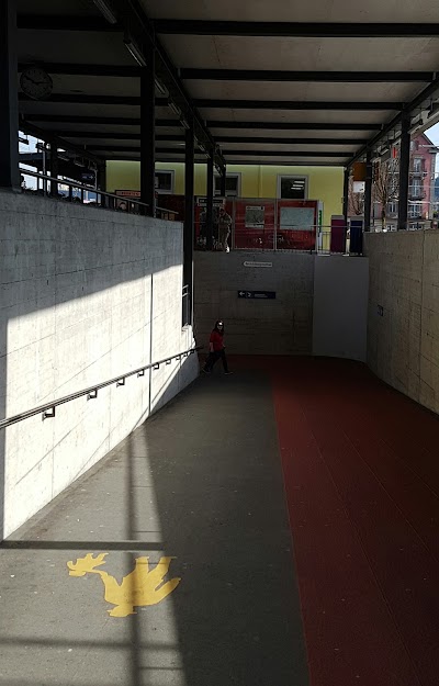 Photos of SBB Bahnhof Emmenbr&uuml;cke