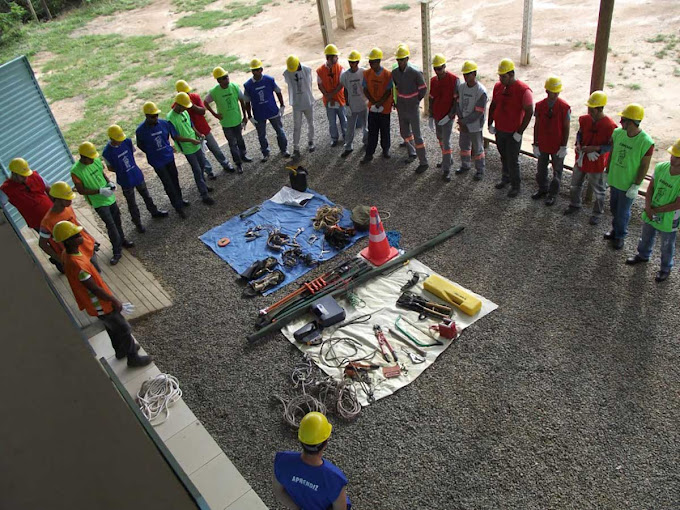 Imagem institucional da Conexão Treinamento Profissional, área interna e organização do espaço