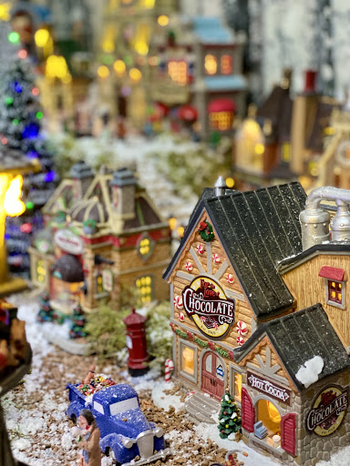 Southwood Christmas Shop - Thumbnail
