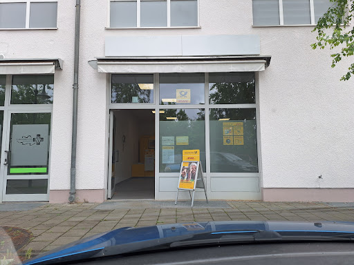 DHL und Post - Thumbnail