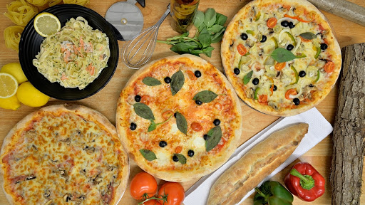 Photo 6 - Ozzah Pizza