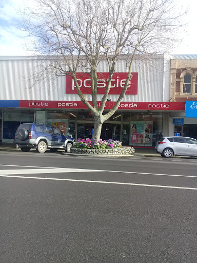 Postie Levin
