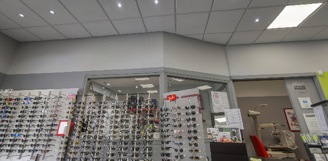 https://www.instagram.com/optiquesigean/