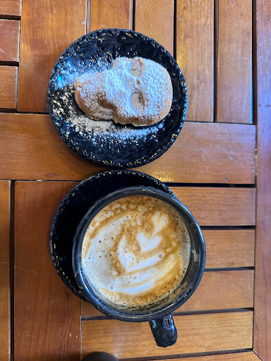Black Cat & Black Rabbit Coffee Shop - Thumbnail
