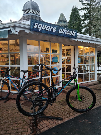 Square Wheels - Visual