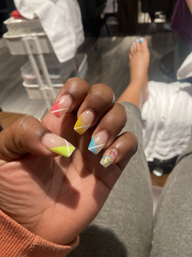 Oliviana Nail Spa - Thumbnail