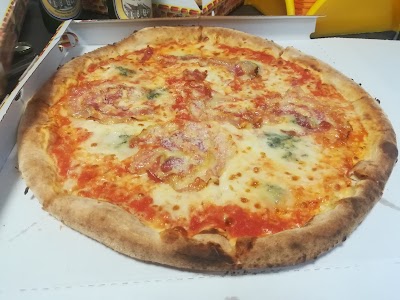 Pizzeria 4 Mori Da Luca