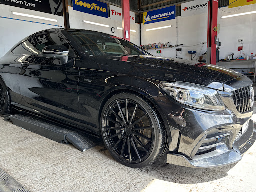 MC Tyres / Mobile tyre fitting service