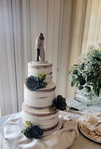Mistletoe Cakes - Visual