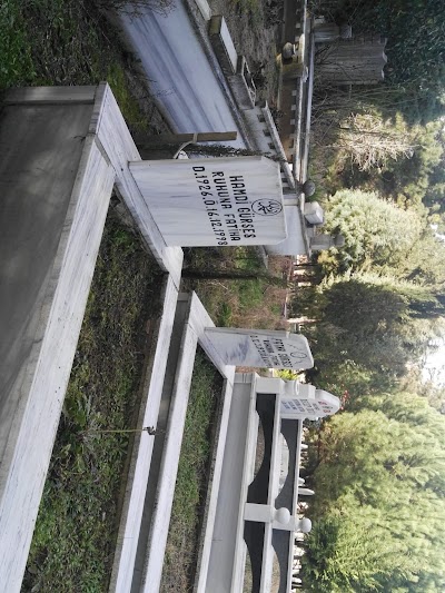 Veliköy Mezarlığı
