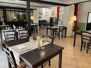 Photo n°11 de Le Moulin Cécile à Chasnais (Restaurant)