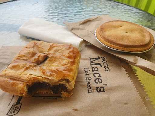 Mace's Hot Bread - Visual