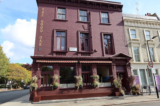 The Good Oak by null