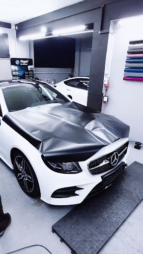Varimutos Detailing & Car Wrapping | Profesjonalne usługi detailingu | Folie PPF | Oklejanie Pojzdów | Gdynia | Trójmiasto