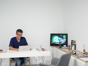 Photo n°4 de Dr Vincent Pistré | Chirurgie et Médecine esthétique, Injections Bayonne Anglet Biarritz à Anglet (Clinique de chirurgie plastique)