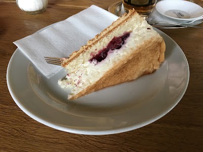 Photos of Dach Caf&eacute; Gie&szlig;en