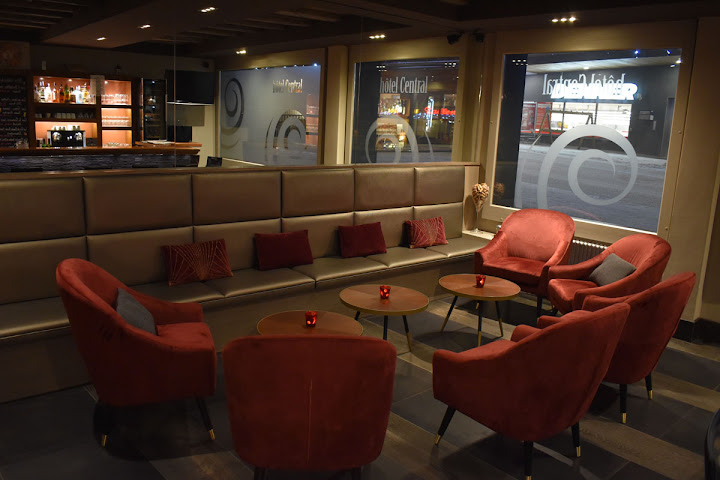 Hôtel Central Spa & Lounge Bar - Espace Bien-Être By VAGHEGGI - Crans-Montana by null