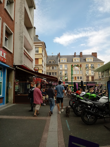 Les Mathurins - Thumbnail