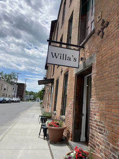 Willa's - Visual