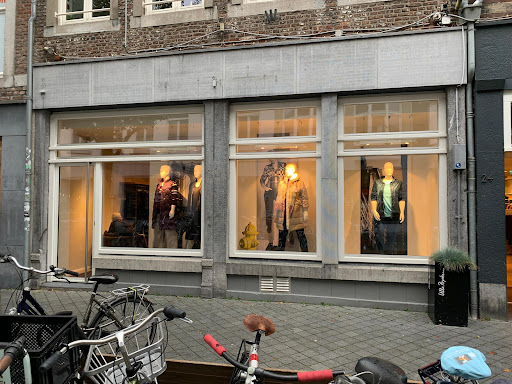 Ulla Popken | Grote maten | Maastricht - Thumbnail