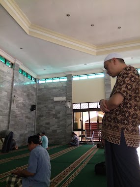 Masjid Al Falah Bekasi Permai, Author: Ayahnya Bima