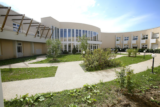 Photo de Ehpad Association Adef Résidences la Maison du Cèdre Bleu à Tigery (91250)