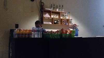 Photos of Warkop Tolen