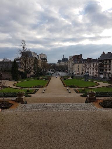 Palais Saint-Georges Garden - Thumbnail