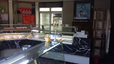 Photos of P&acirc;tisserie Matisse
