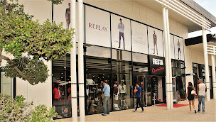 Photo n°21 de Fiesta à Saint-Maximin (Magasin de vêtements)