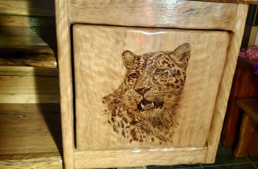 TIMBER OBSESSION - Visual