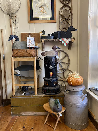 Metropolitan Antiques & Gifts - Thumbnail