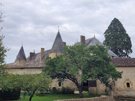 Photo de Château de la Ménardière à Mazières-en-Gâtine (79310)
