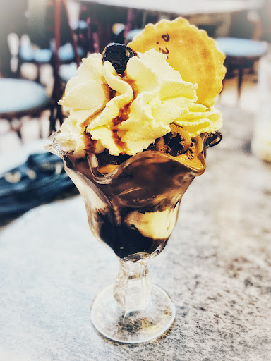 Corrieri's - Visual