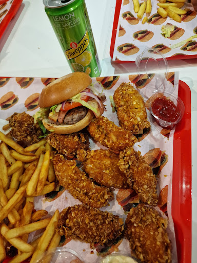 Photo 2 - Maxi food