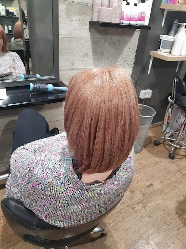 Μαρία Ελευθεριάδη - Κατάστημα