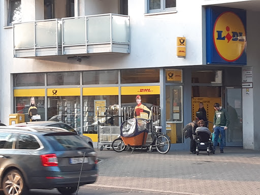 Service partners: German Post DHL + - Thumbnail