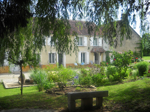Photo de Les Granges du Château de Ribourdin à Chevannes (89240)
