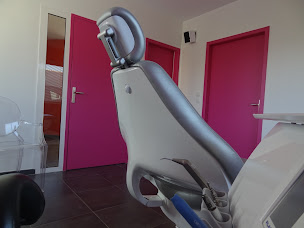 Photo n°11 de Docteur Stéphanie CORNET à Saint-Avertin (Orthodontiste)