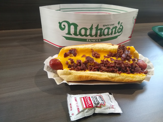https://nathansfamous.co.uk/